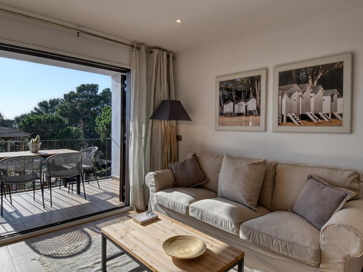 Refurbished apartment calella de pal. beach 250mts Calella De Palafrugell Esterno foto